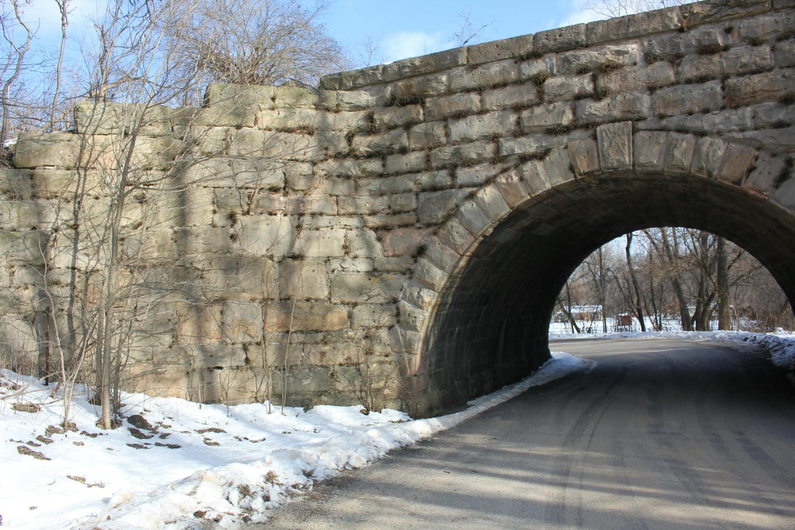 North abutment